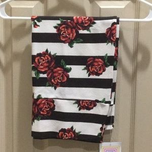 Large NWT Red & White Stripe with Roses Cassie